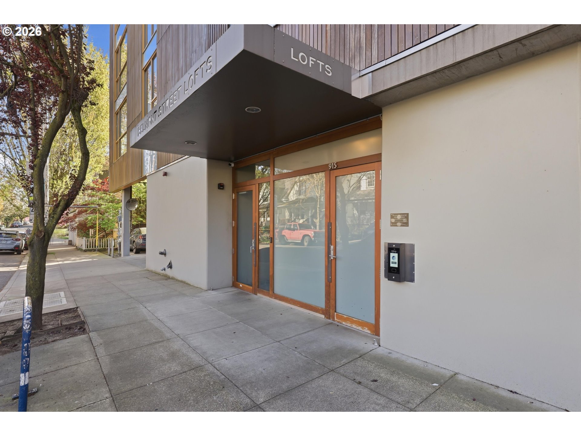 Photo #4: 103685547 Listing: Photo #4