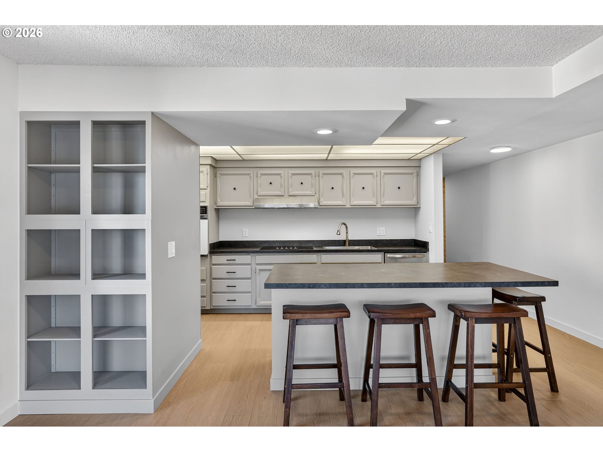 Photo #15: 104012499 Listing: Photo #15