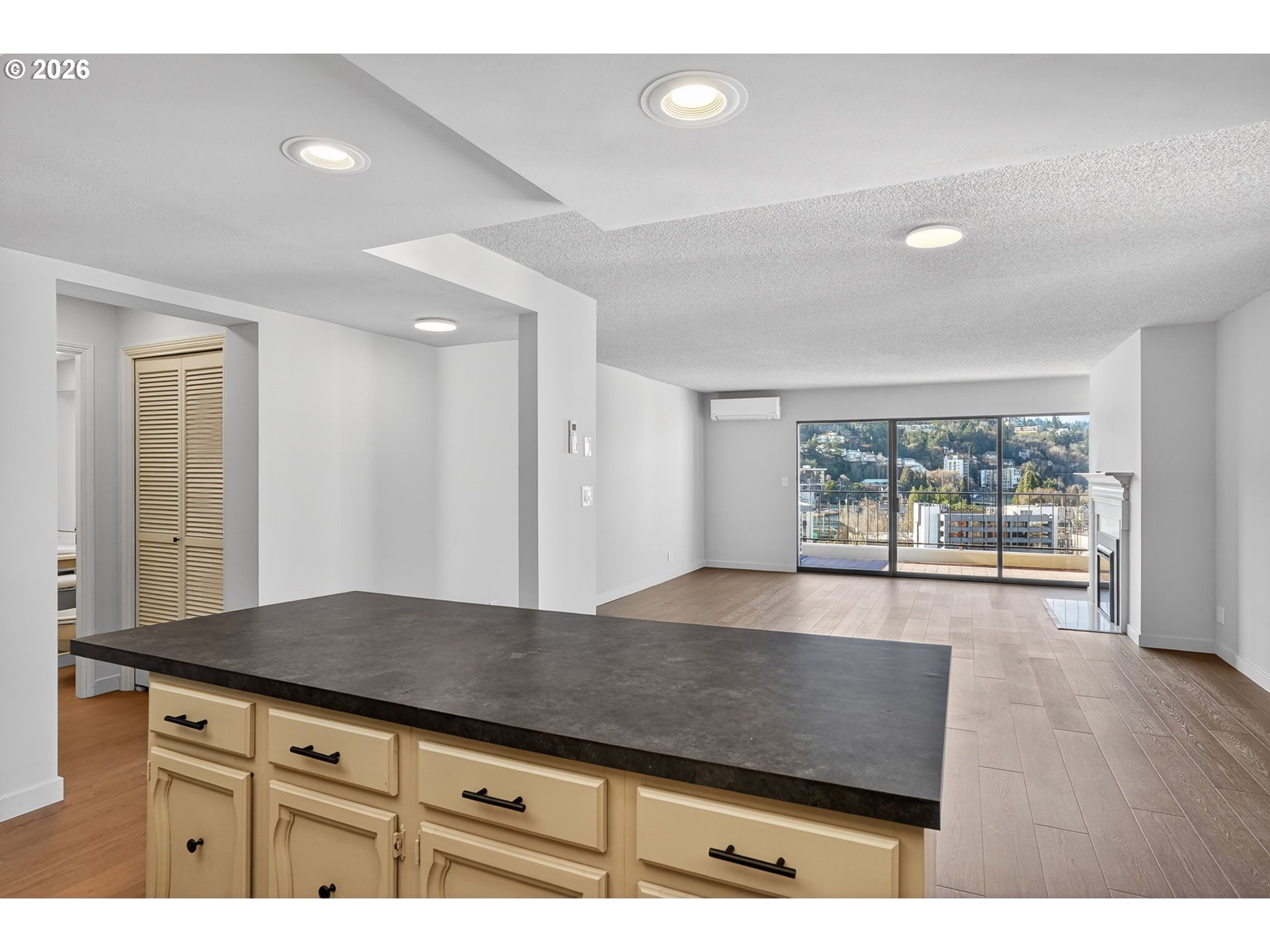 Photo #19: 104012499 Listing: Photo #19