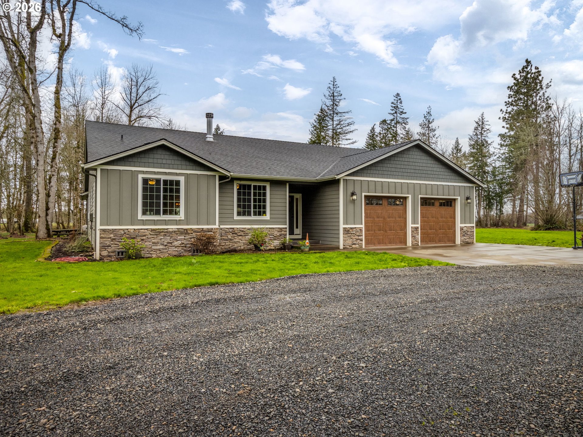 12950 S BARNARDS RD, Molalla, OR, 97038