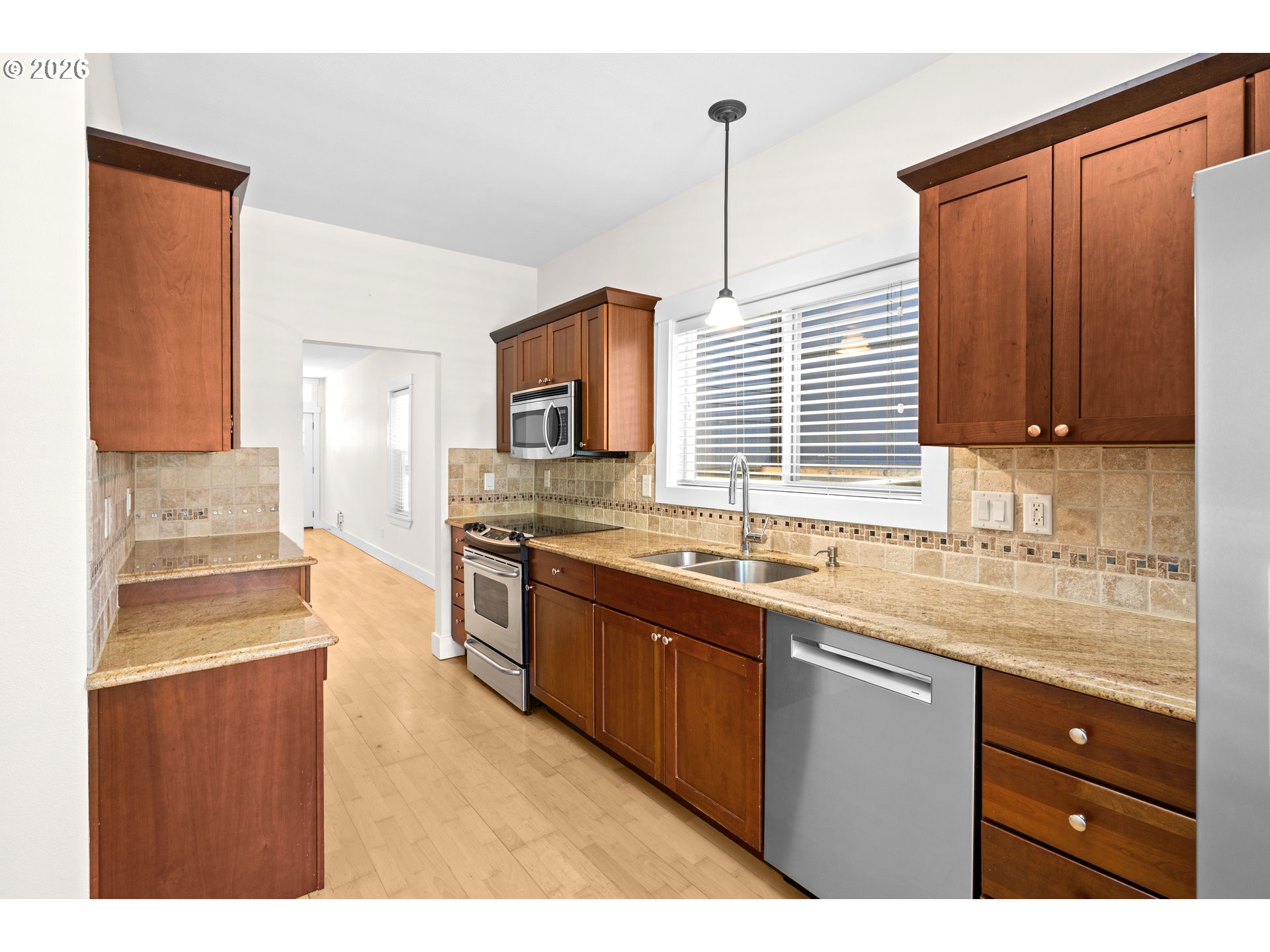 Photo #17: 104887502 Listing: Photo #17