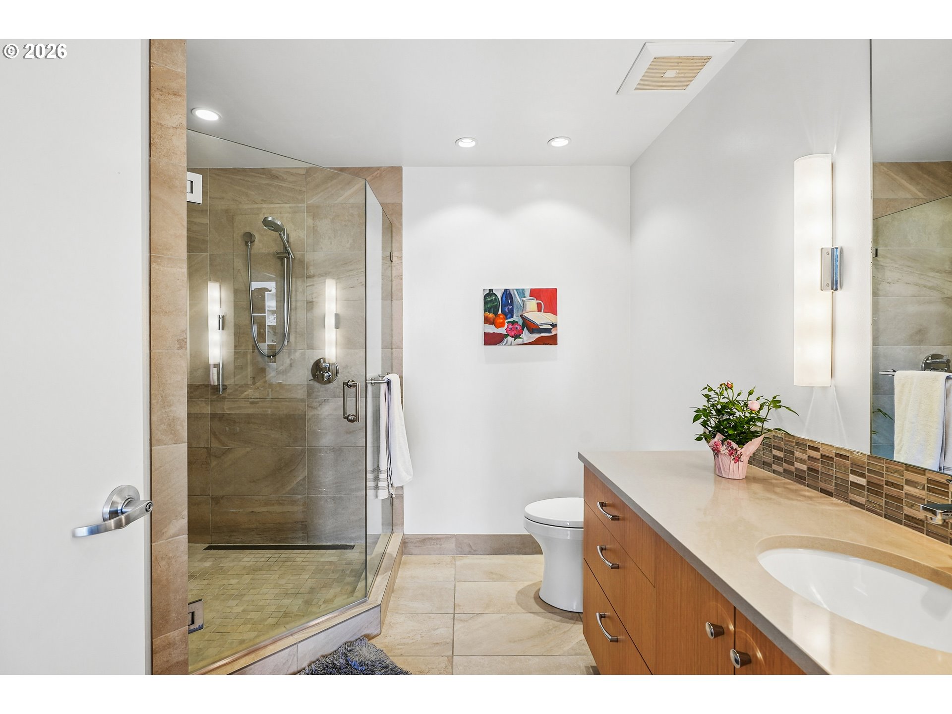 Photo #10: 105089102 Listing: Photo #10