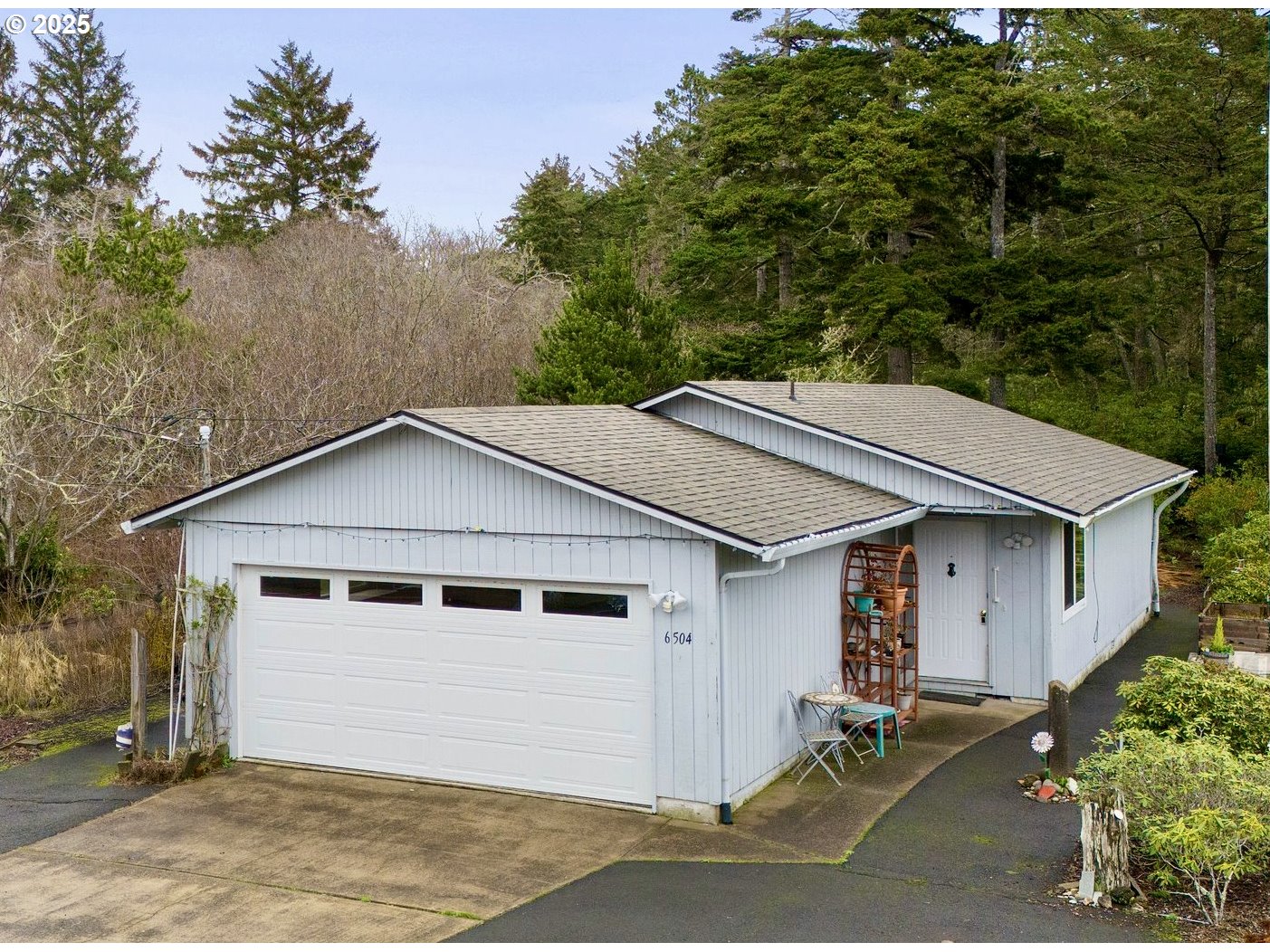 Photo of 6504 INLET AVE Lincoln City OR 97367