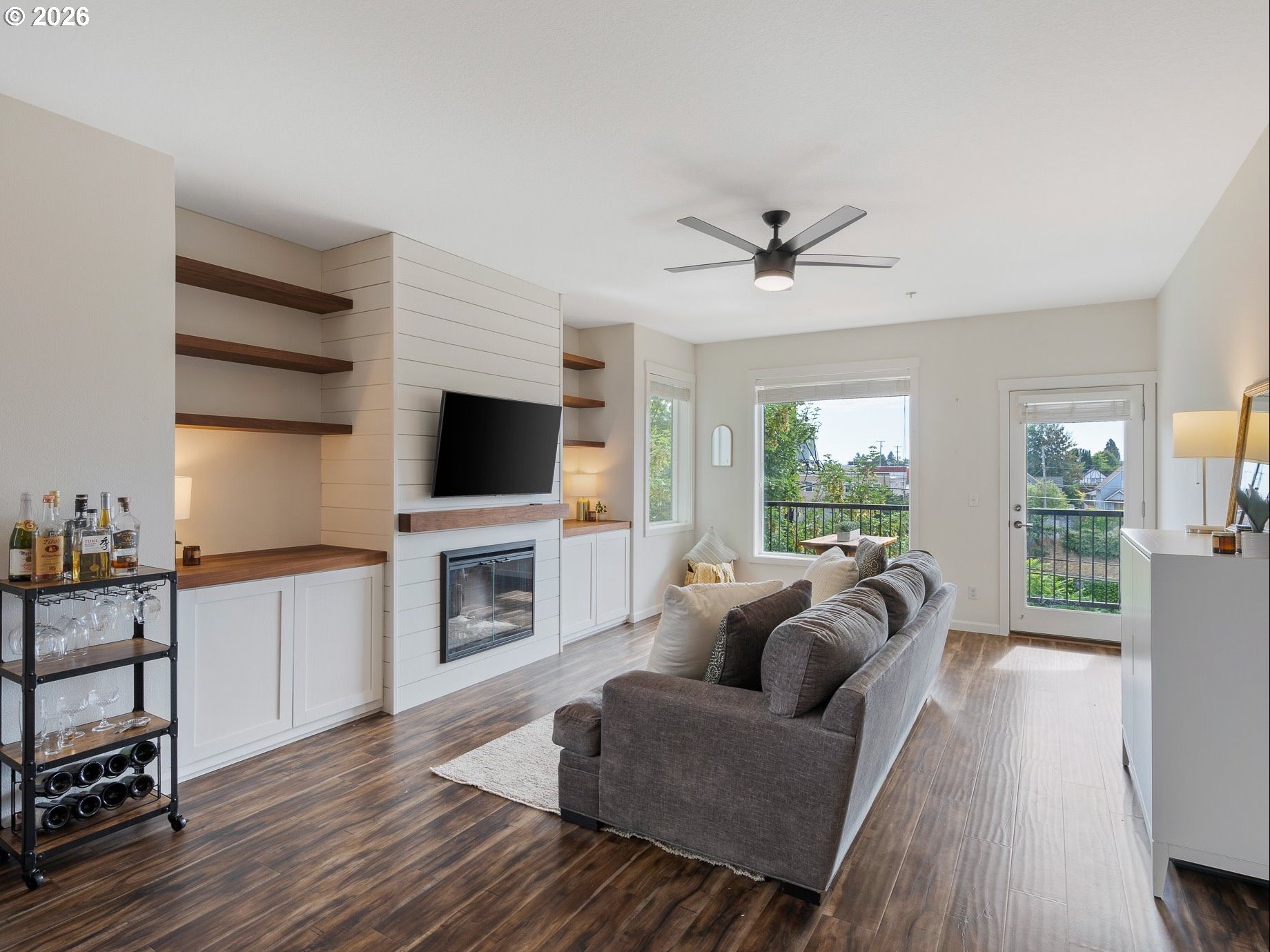 Photo #4: 105340994 Listing: Photo #4