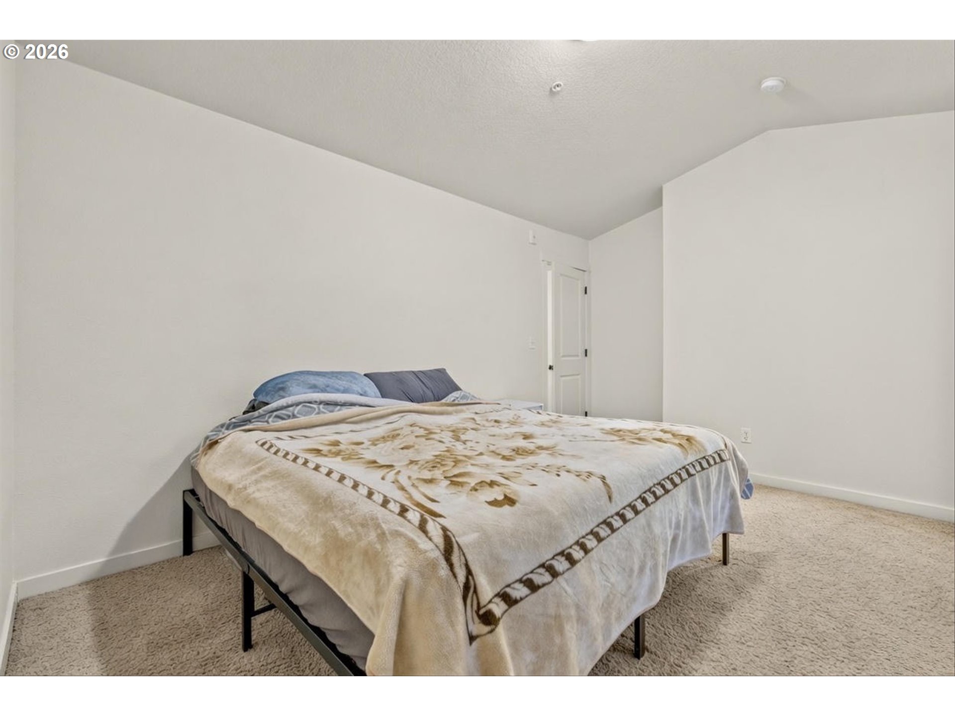 Photo #17: 105836349 Listing: Photo #17