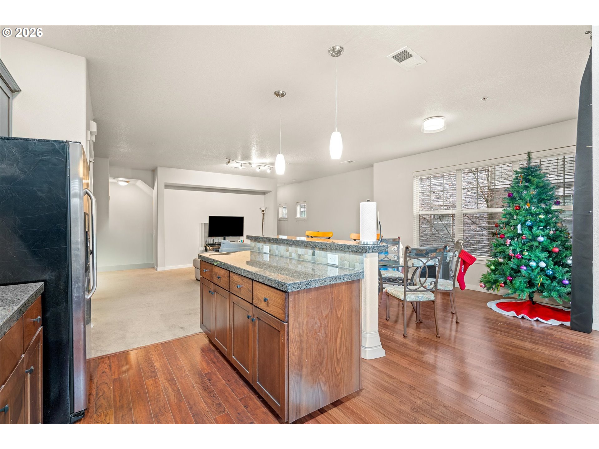 Photo #3: 105836349 Listing: Photo #3