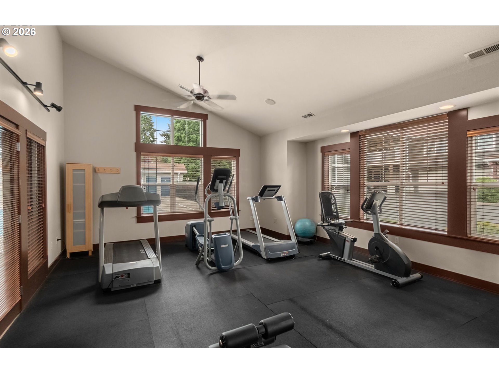 Photo #3: 106056118 Listing: Photo #3