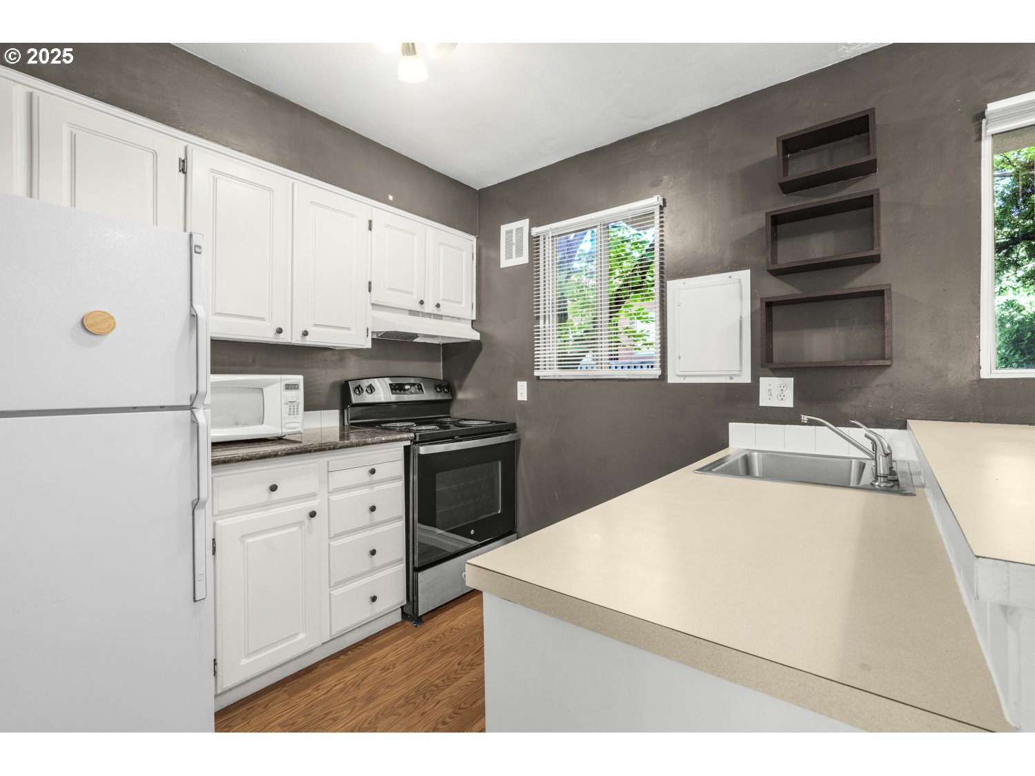 Photo #11: 107145302 Listing: Photo #11