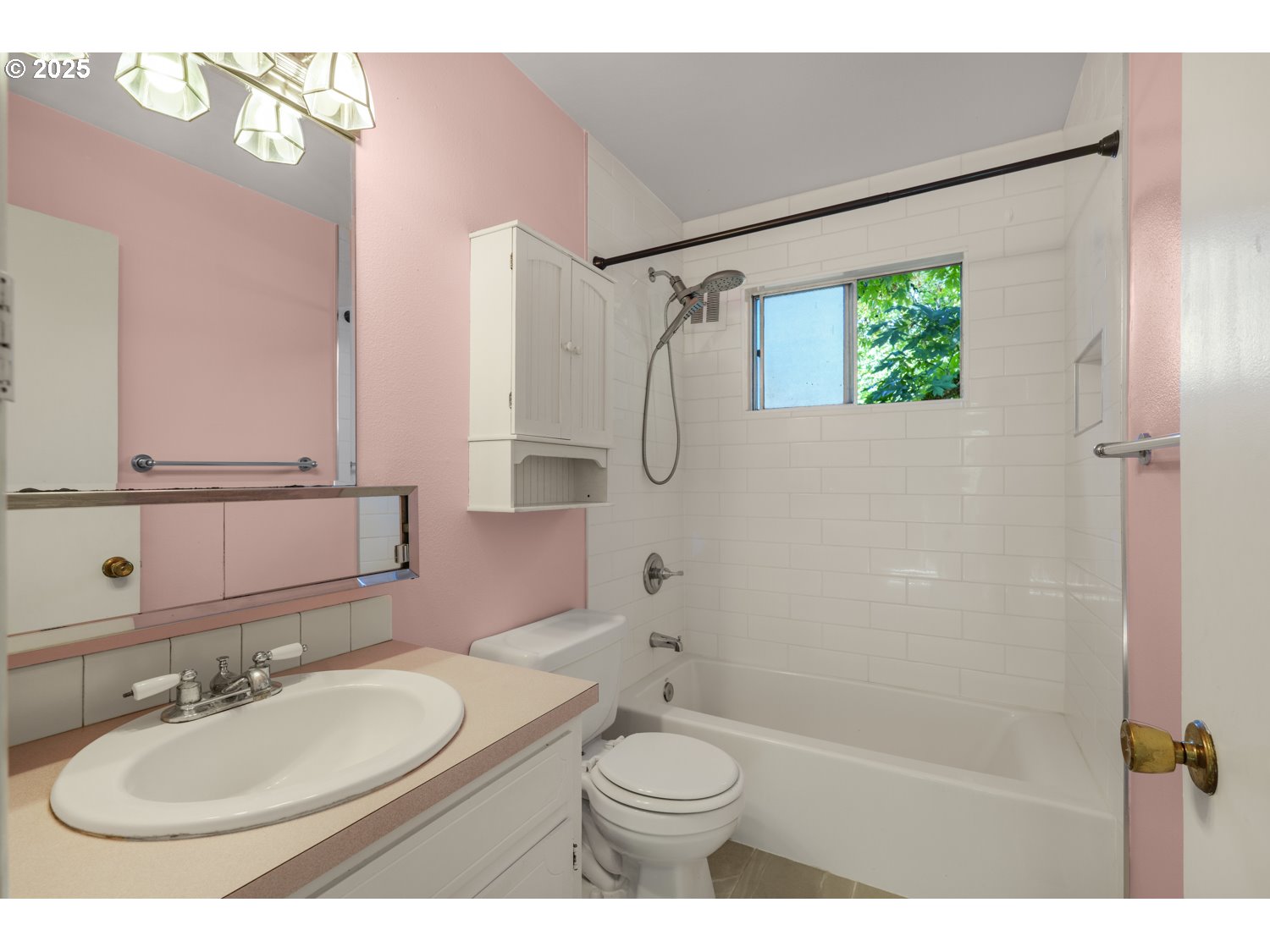 Photo #15: 107145302 Listing: Photo #15