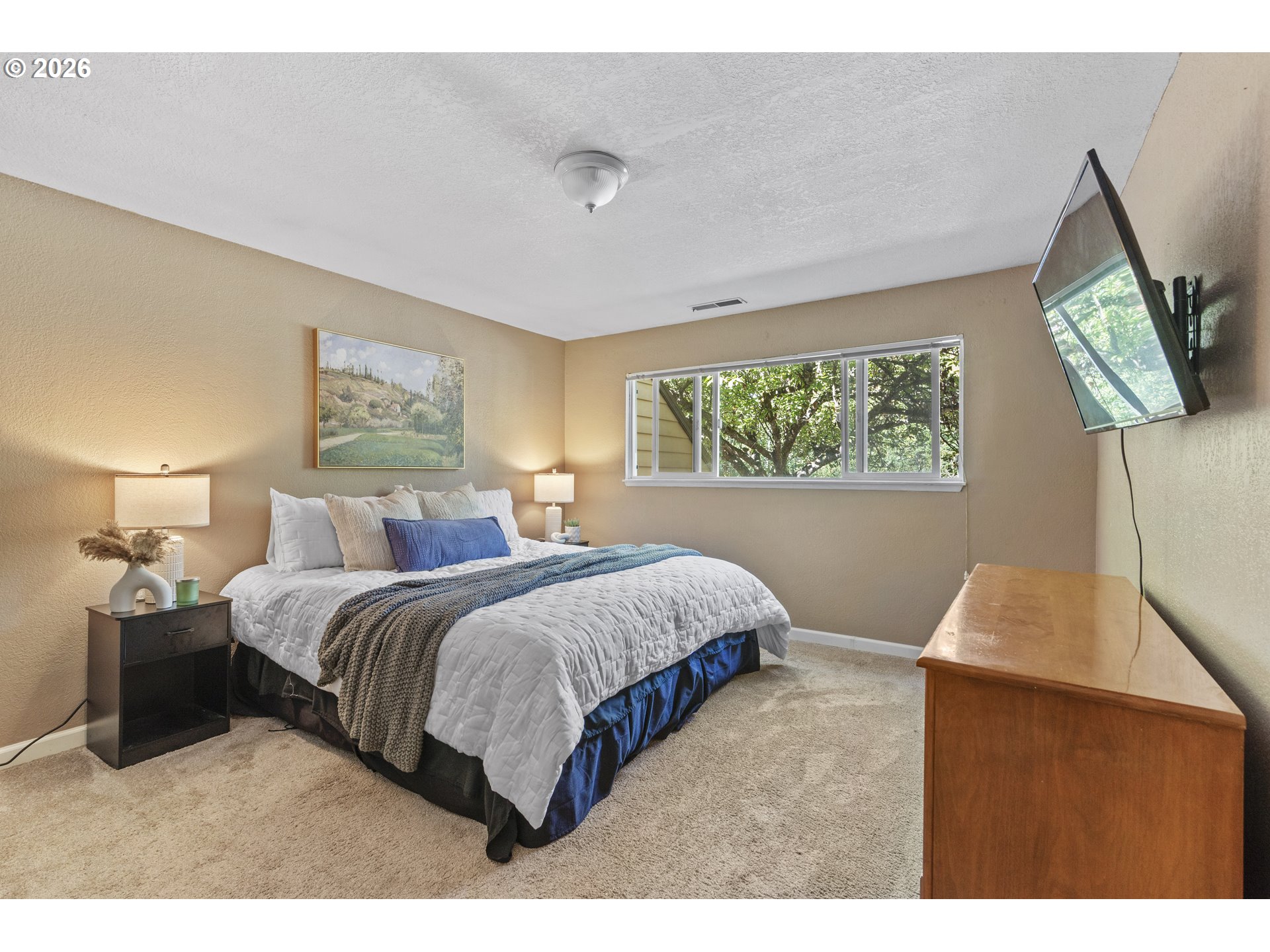 Photo #9: 107327136 Listing: Photo #9