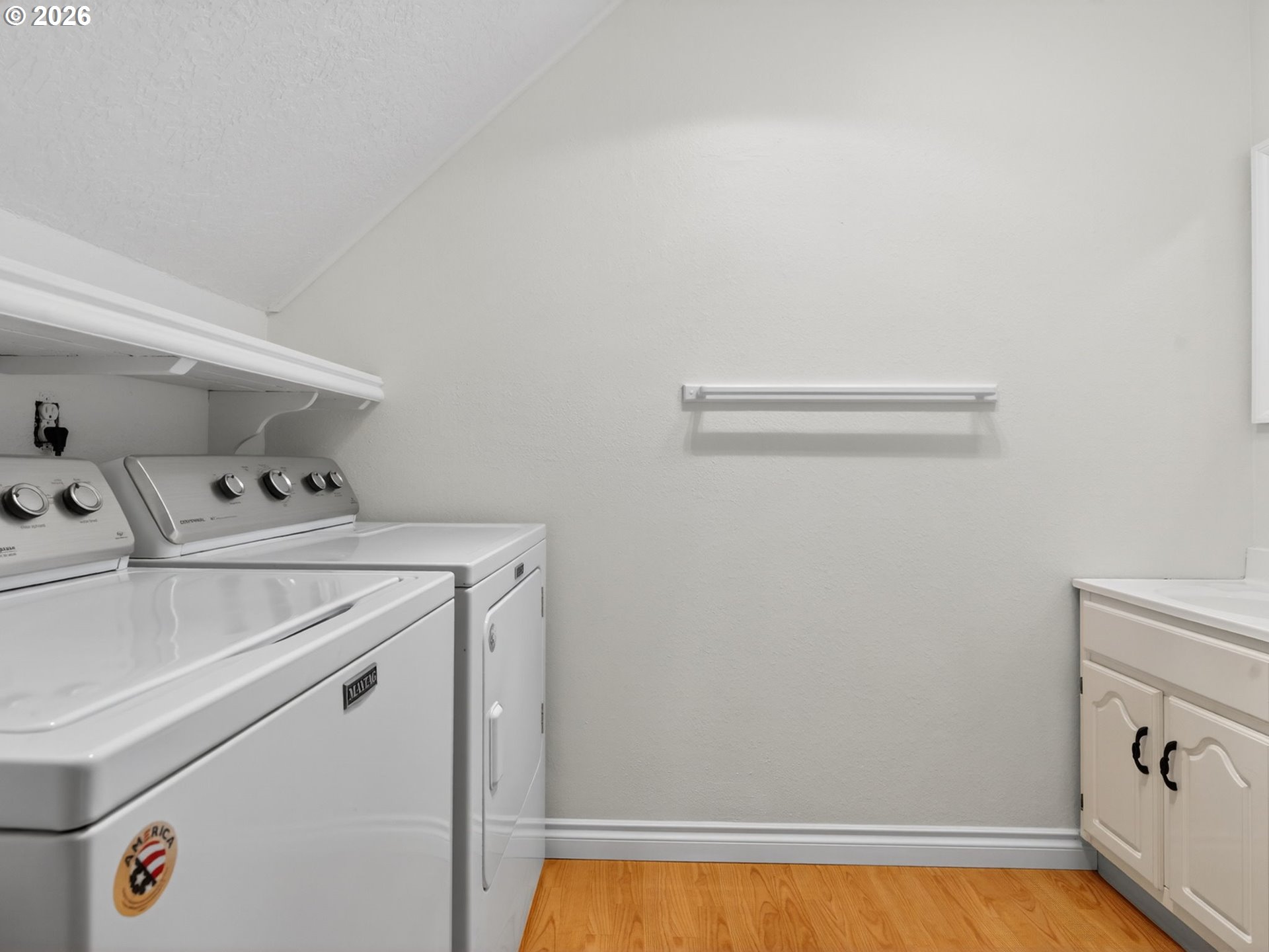 Photo #7: 108068385 Listing: Photo #7