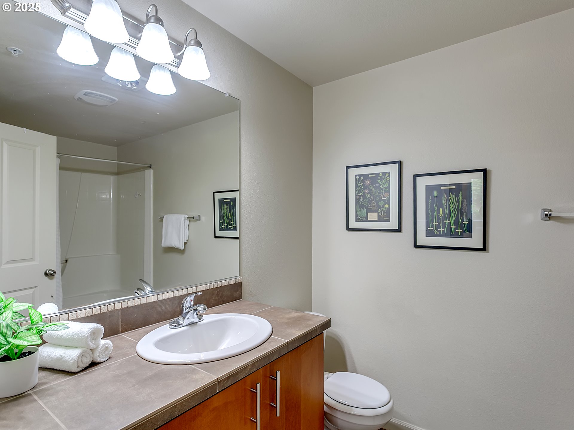 Photo #15: 108591065 Listing: Photo #15