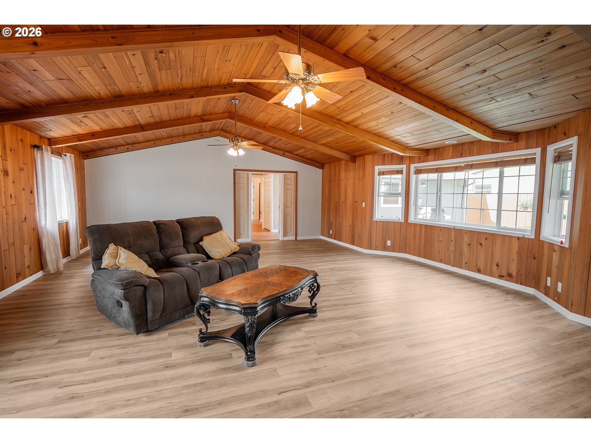 Property photo 11 of 38