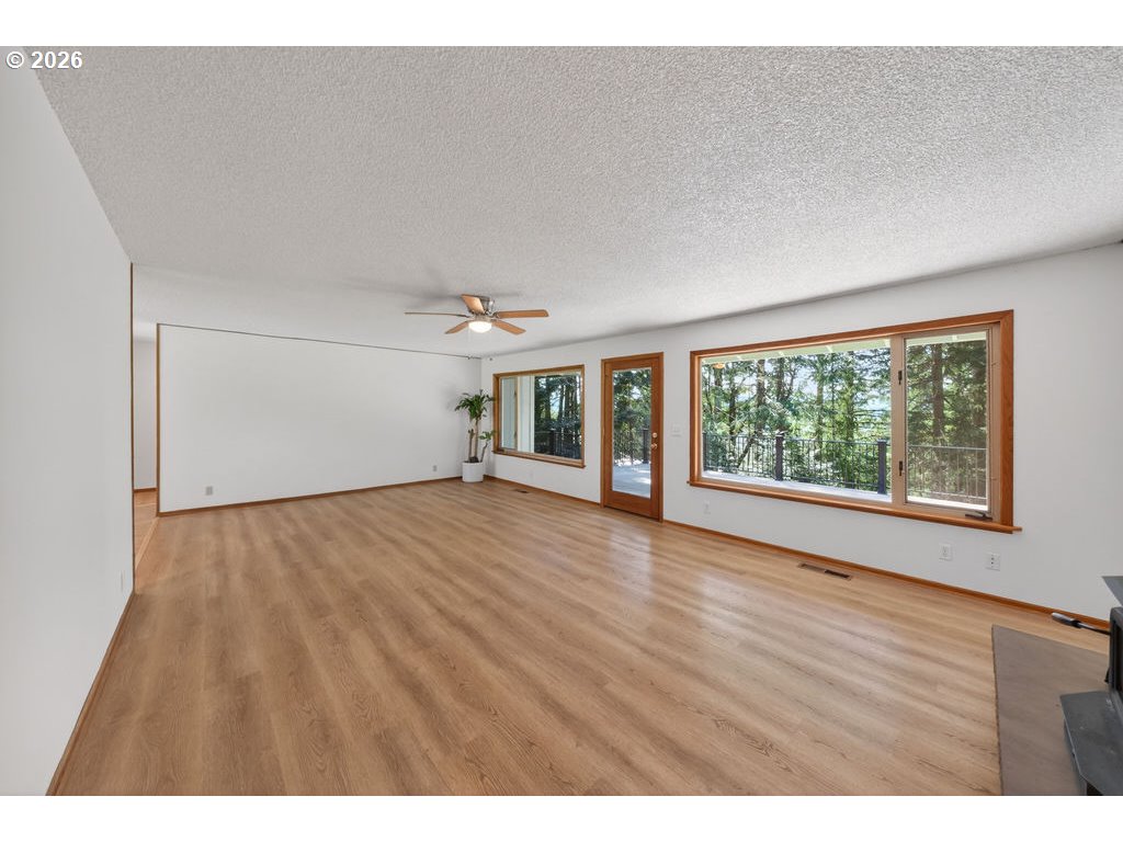 Property photo 21 of 48