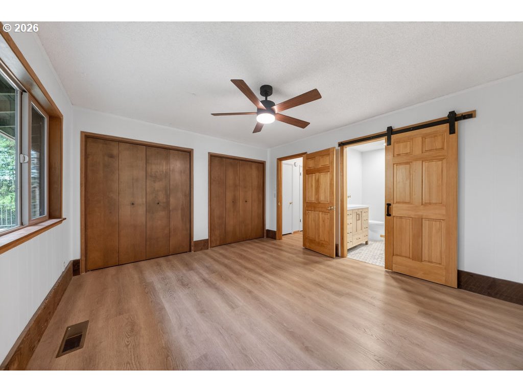 Property photo 32 of 48