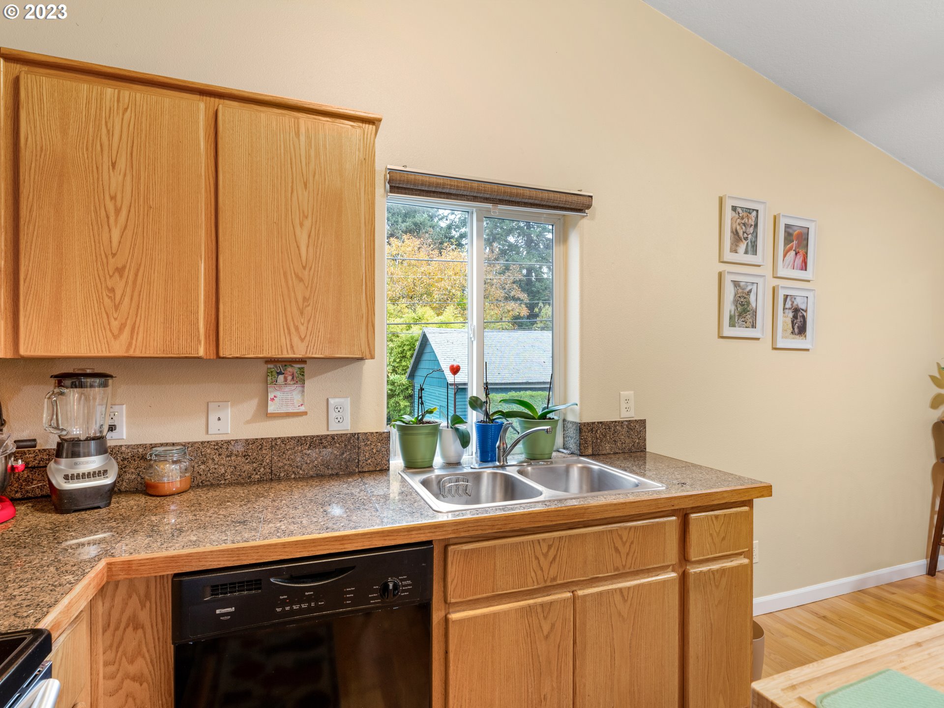 Photo #16: 109926721 Listing: Photo #16