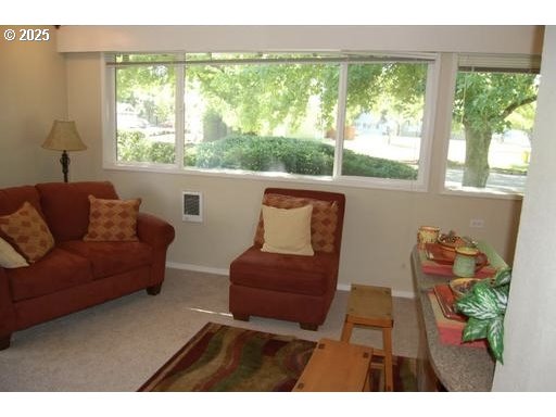 2064 W 17TH AVE, Eugene, OR, 97402