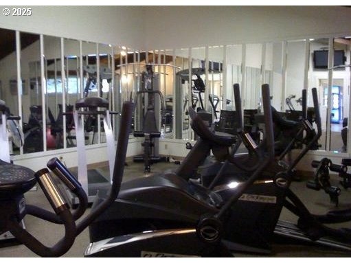 2064 W 17TH AVE, Eugene, OR, 97402