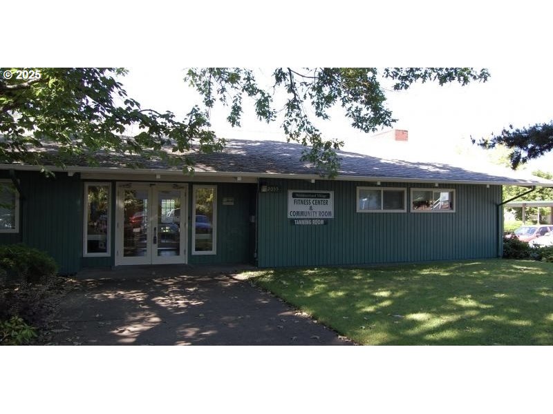 2064 W 17TH AVE, Eugene, OR, 97402