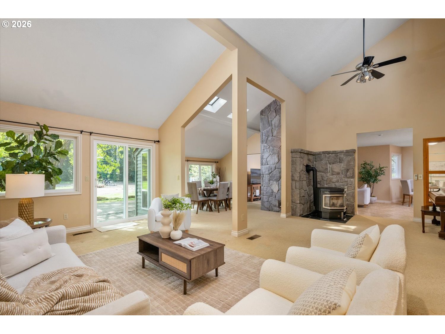 31200 SW PEACH COVE RD, West Linn, OR, 97068