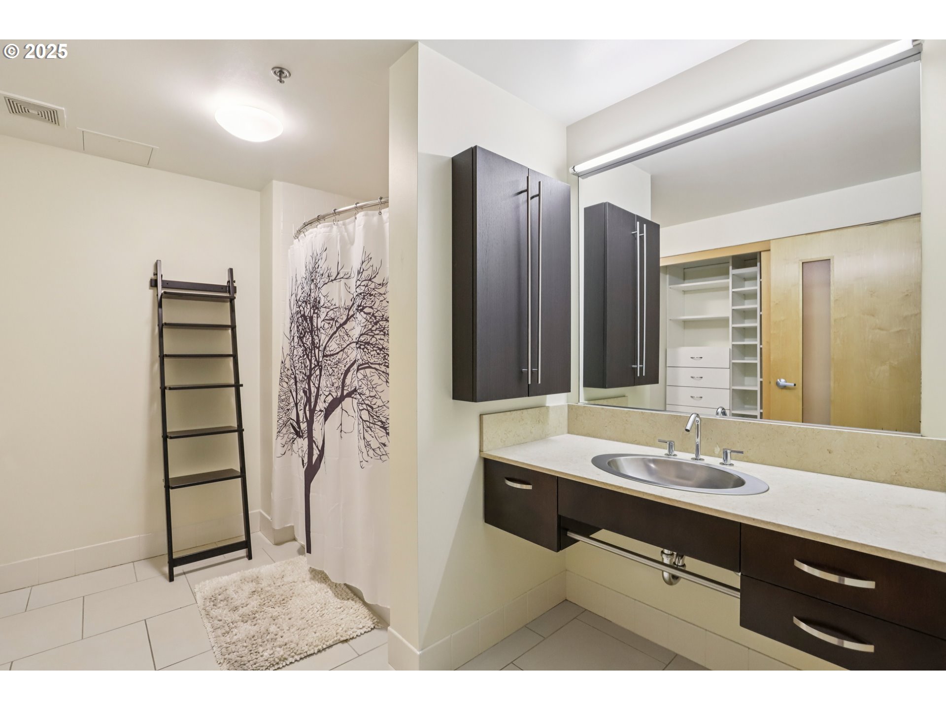 Photo #7: 110684373 Listing: Photo #7