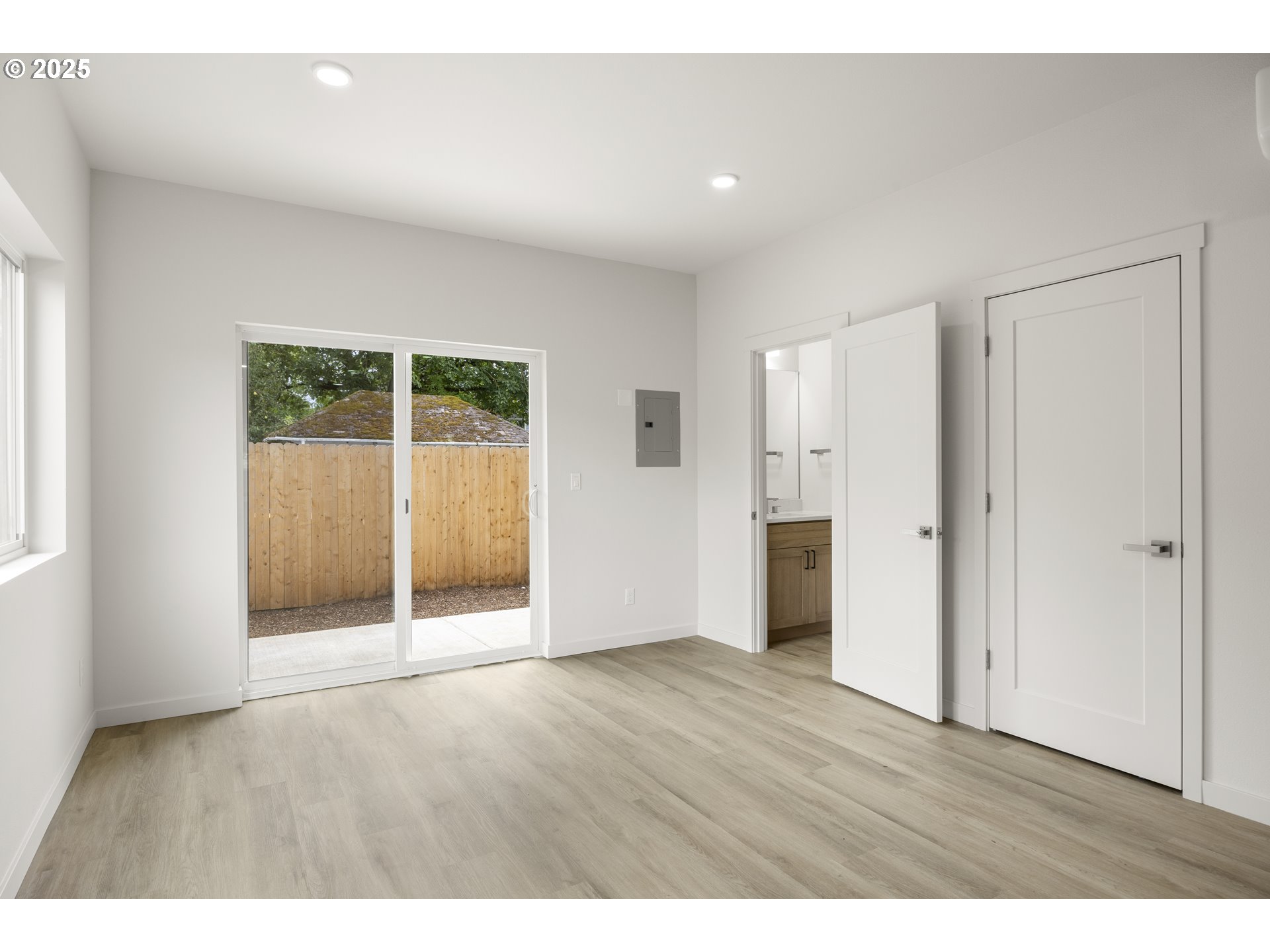 Photo #11: 111055007 Listing: Photo #11