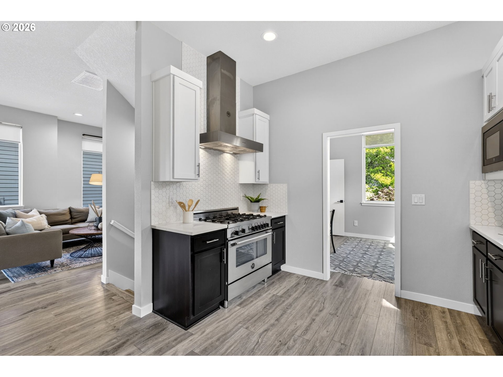 Photo #16: 113026373 Listing: Photo #16