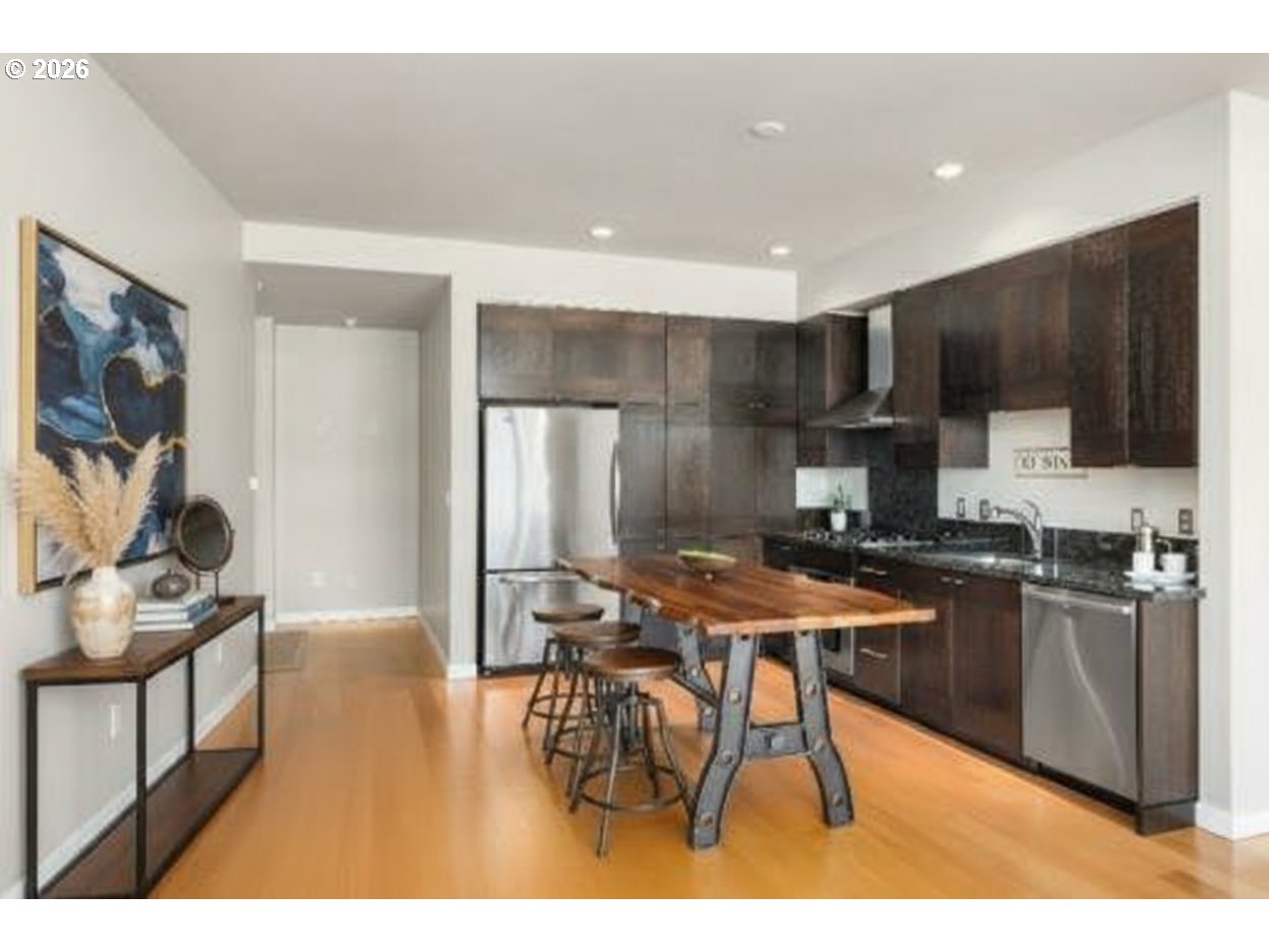 1920 S RIVER DR UNIT 1007, Portland, OR, 97201