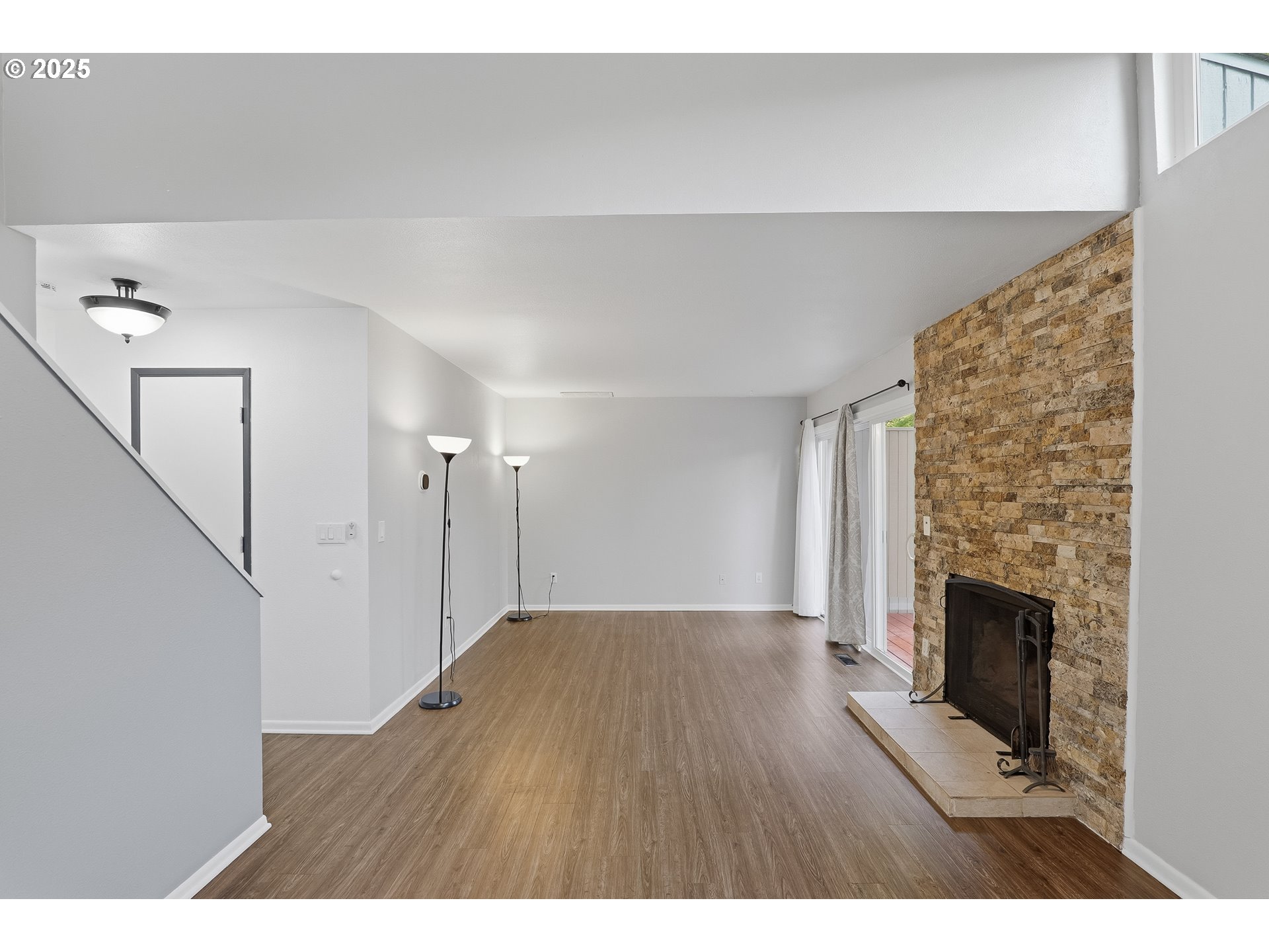 Photo #7: 114040655 Listing: Photo #7