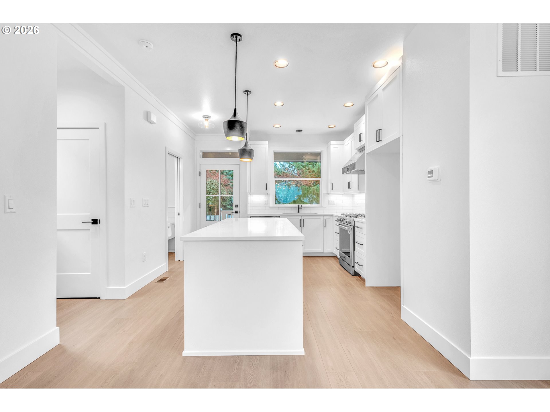 Photo #28: 114204646 Listing: Photo #28