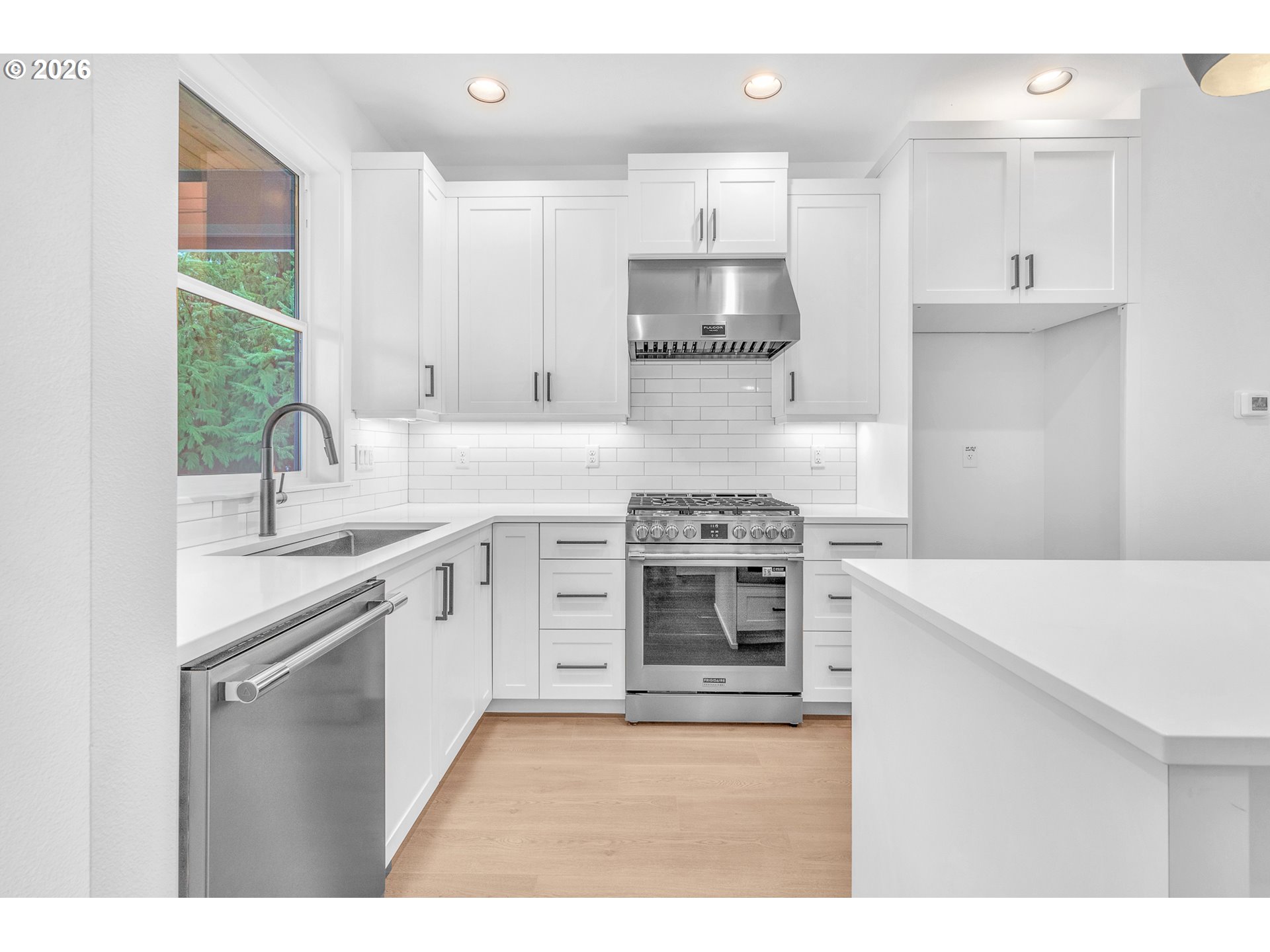 Photo #27: 114204646 Listing: Photo #27