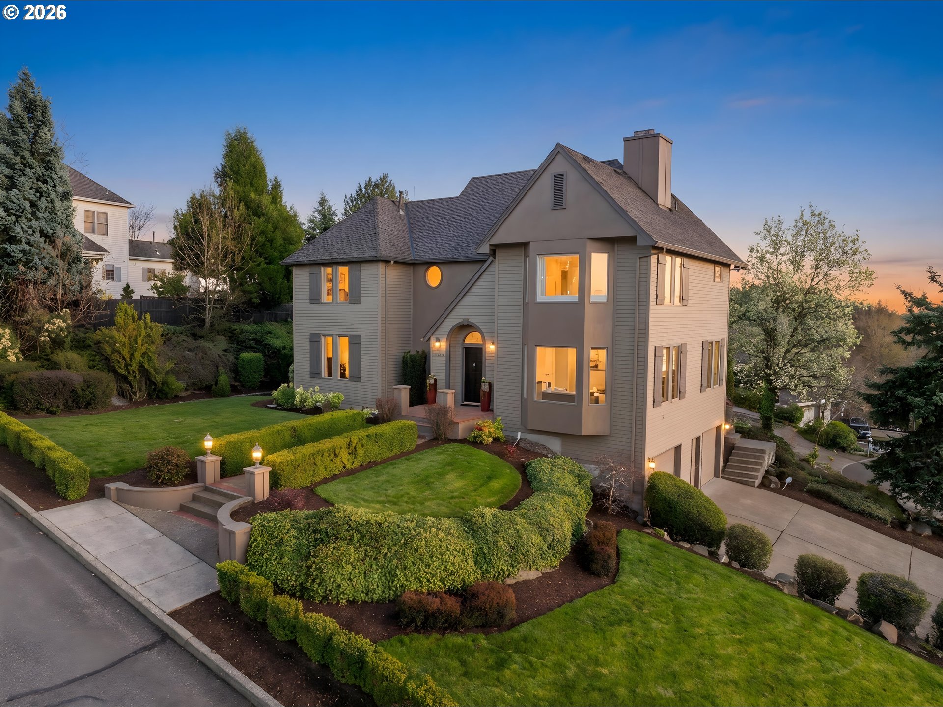 8710 NW HAZELTINE ST, Portland, OR, 97229