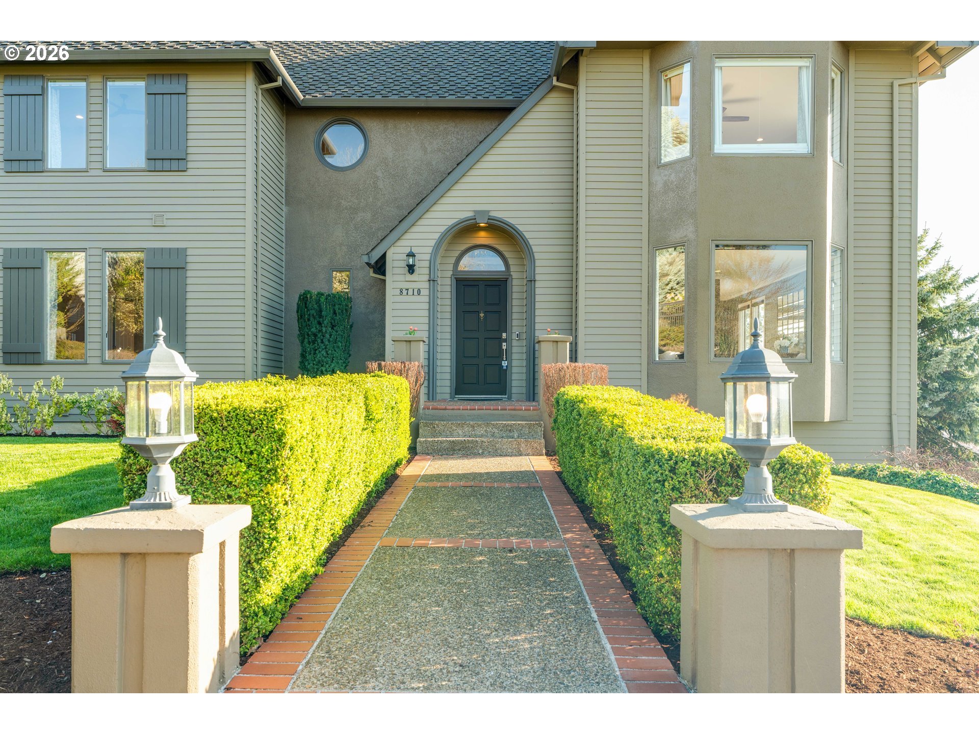 8710 NW HAZELTINE ST, Portland, OR, 97229