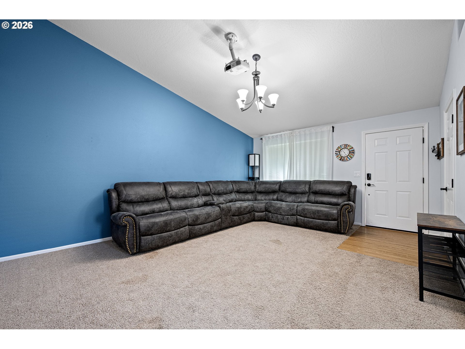 Property photo 5 of 44