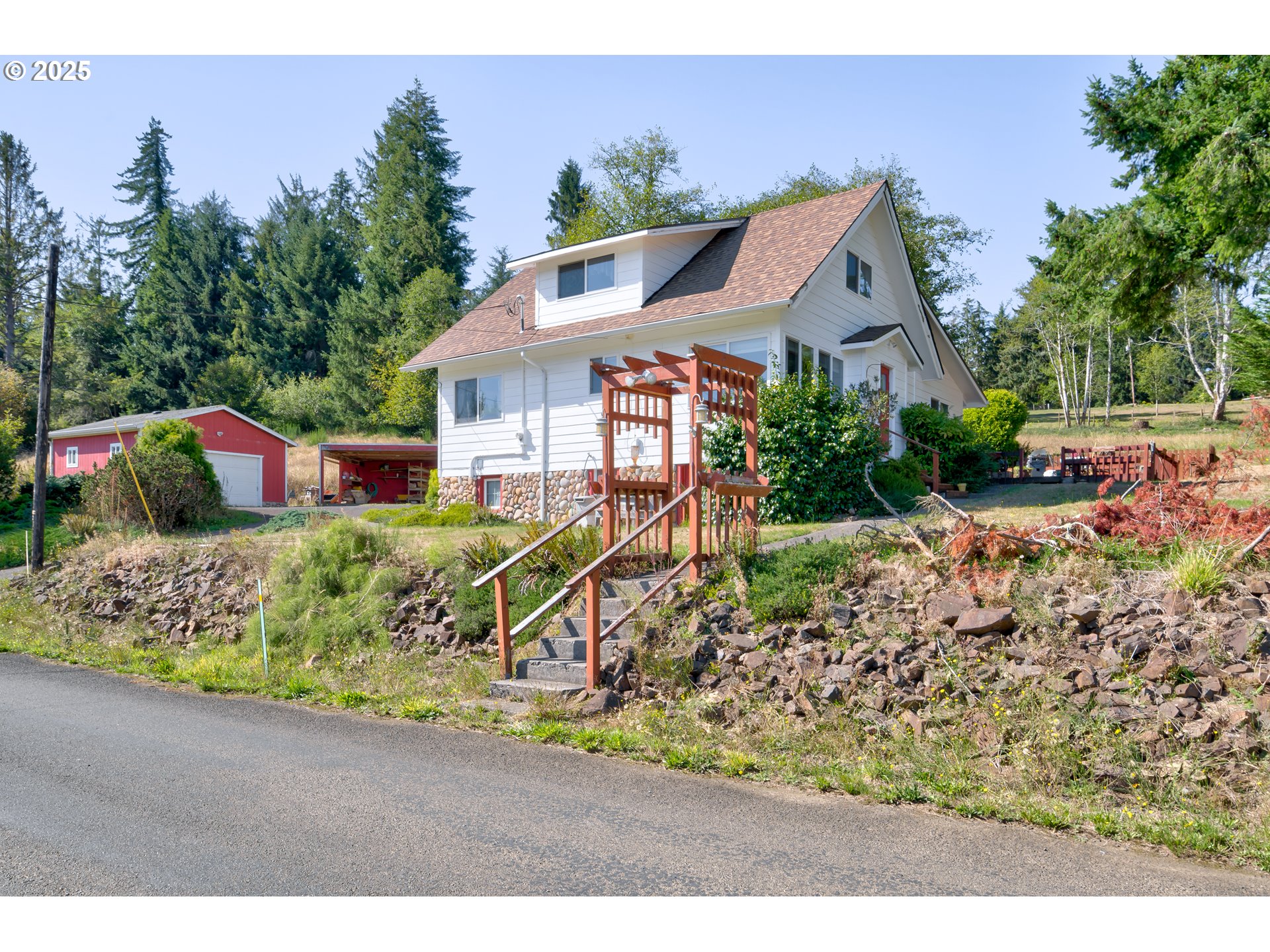 35539 LITTLE WALLUSKI LN, Astoria, OR, 97103
