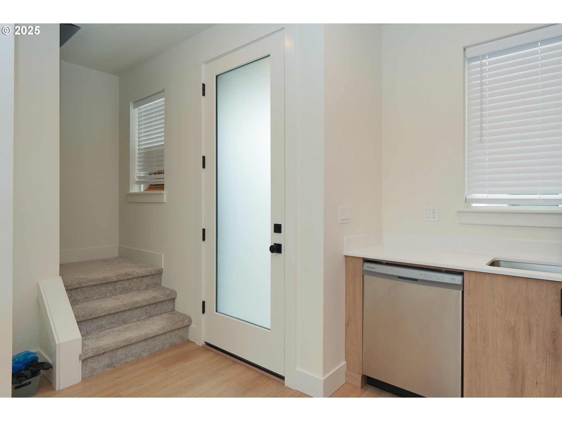 Photo #4: 115222777 Listing: Photo #4