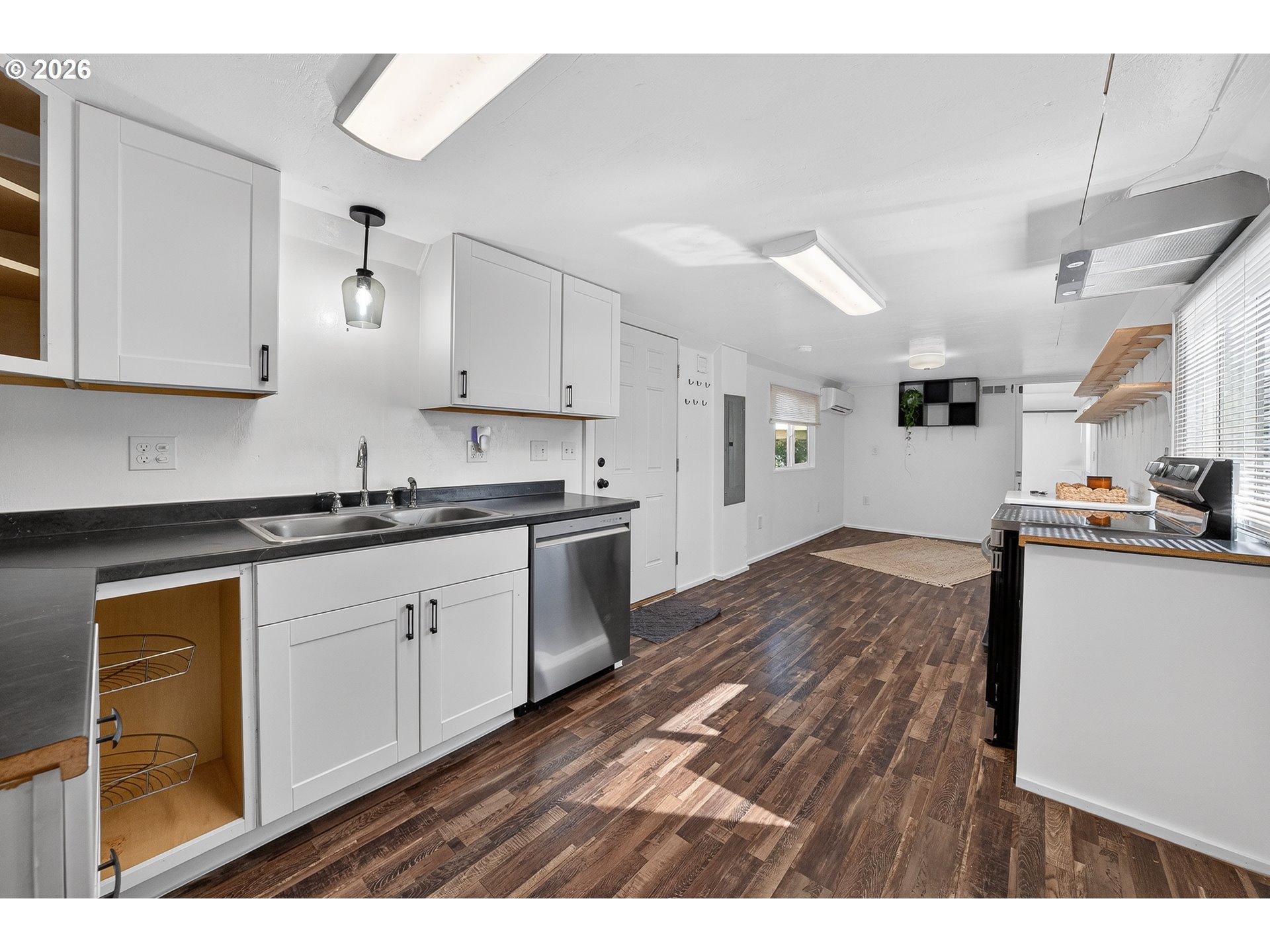 600 LEIKEN LN, Roseburg, OR, 97470
