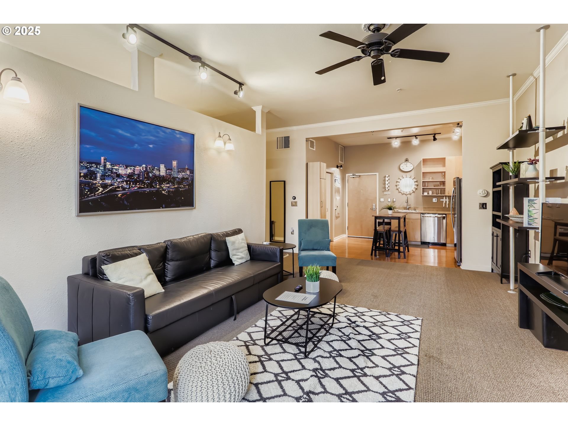 Photo #5: 115858519 Listing: Photo #5