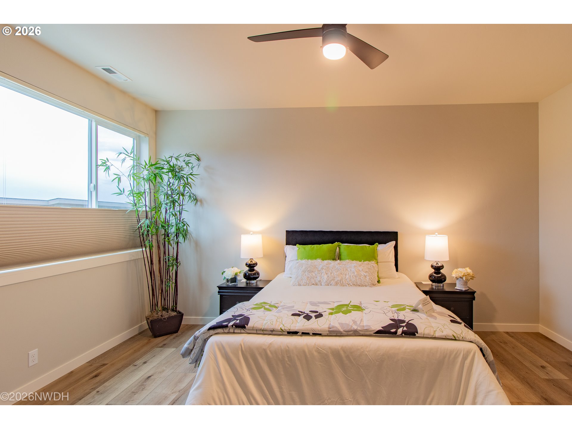 133 SHELTON MCMURPHEY BLVD, Eugene, OR, 97401