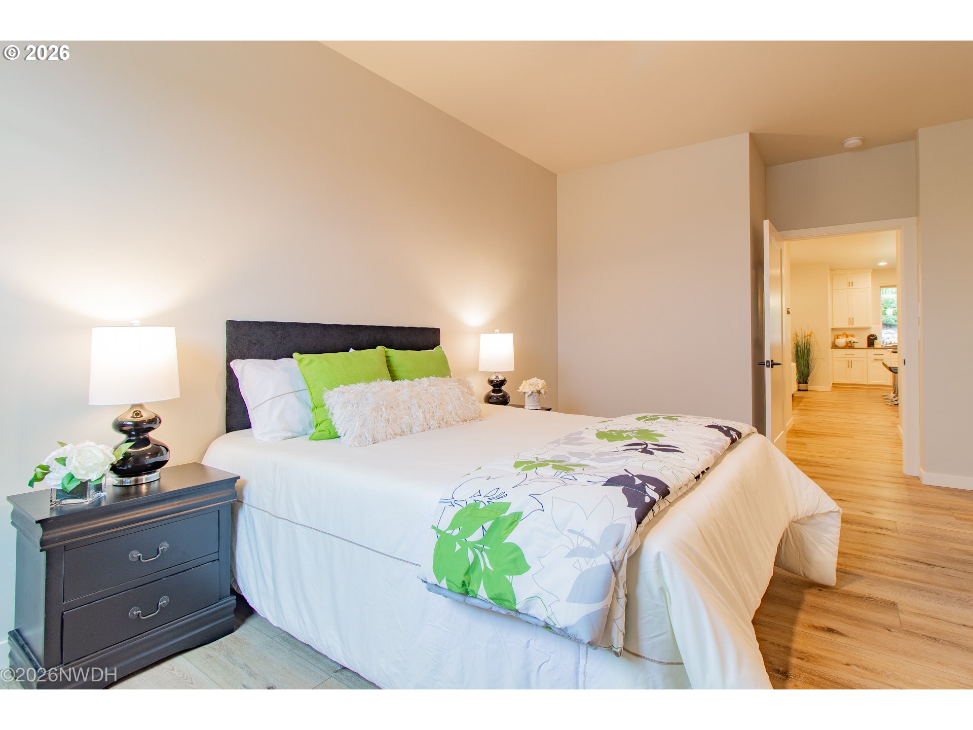 133 SHELTON MCMURPHEY BLVD, Eugene, OR, 97401