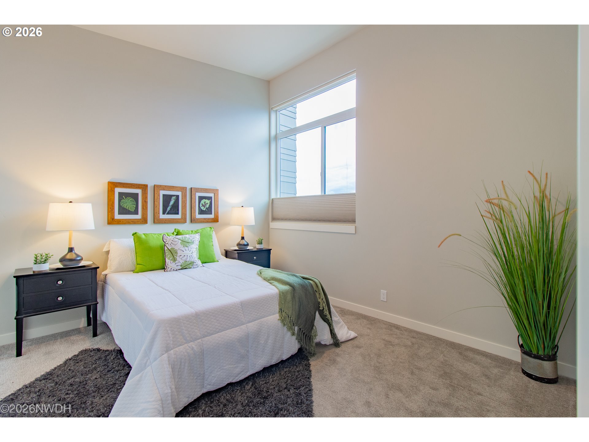 133 SHELTON MCMURPHEY BLVD, Eugene, OR, 97401