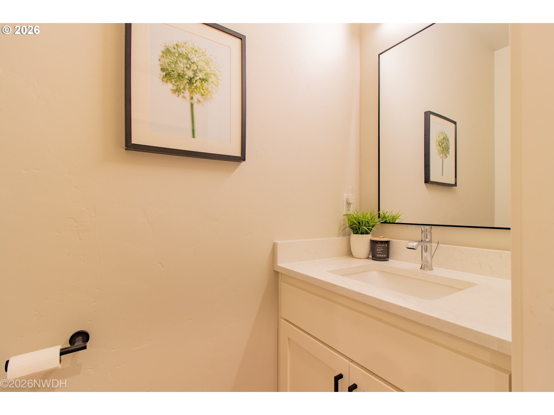 133 SHELTON MCMURPHEY BLVD, Eugene, OR, 97401