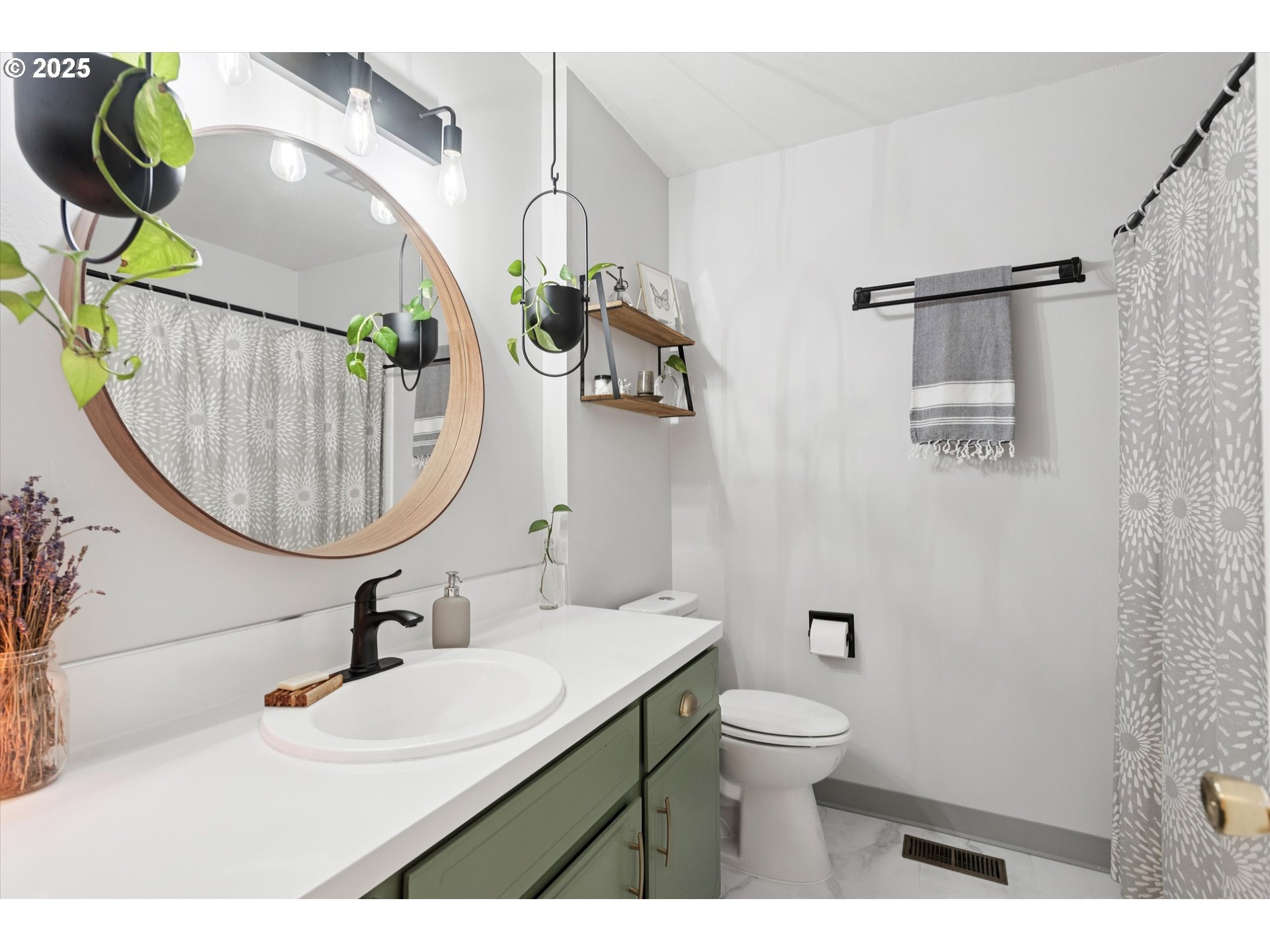 Photo #20: 117041252 Listing: Photo #20