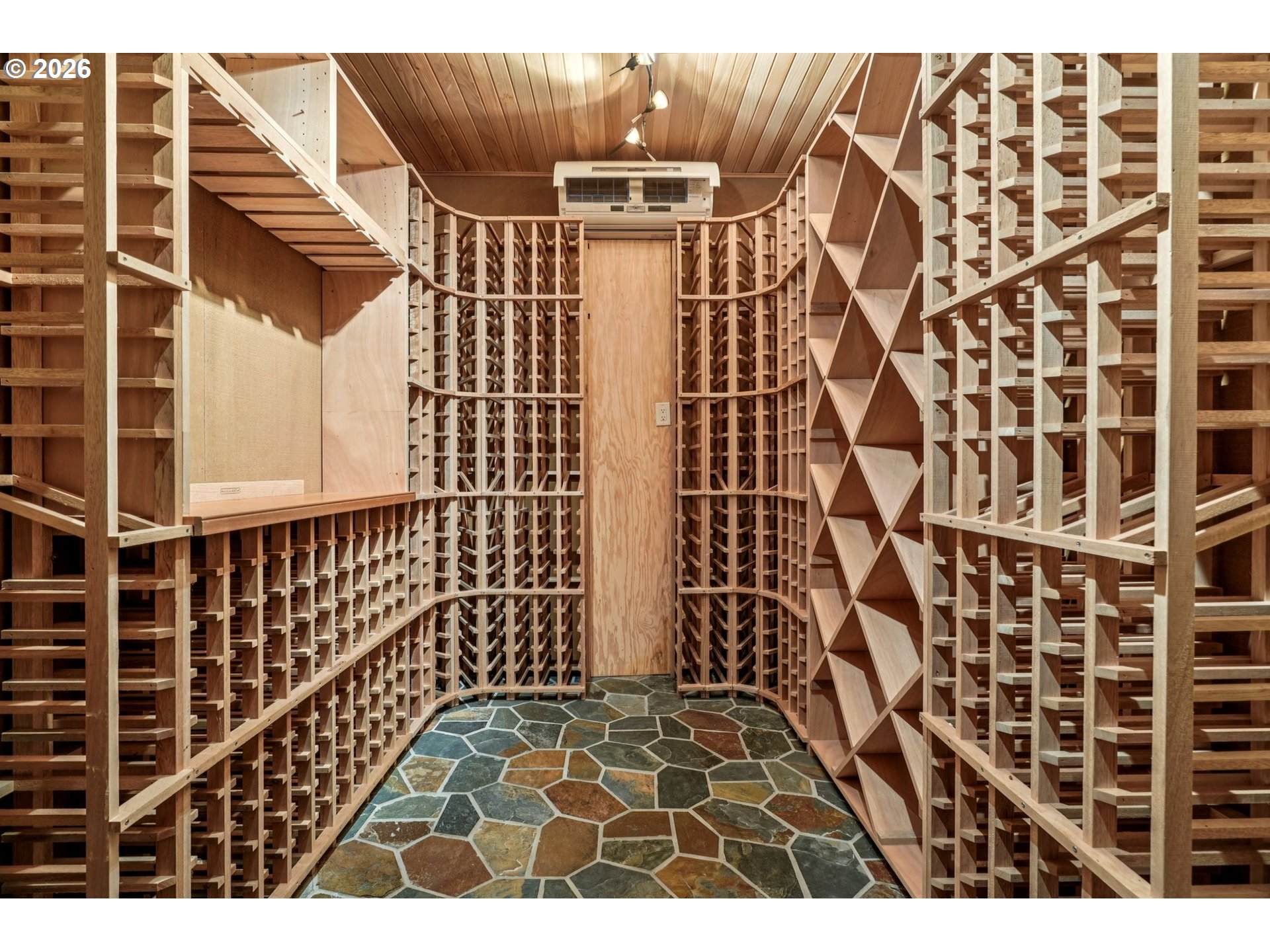 12692 WASHOUGAL RIVER RD, Washougal, WA, 98671