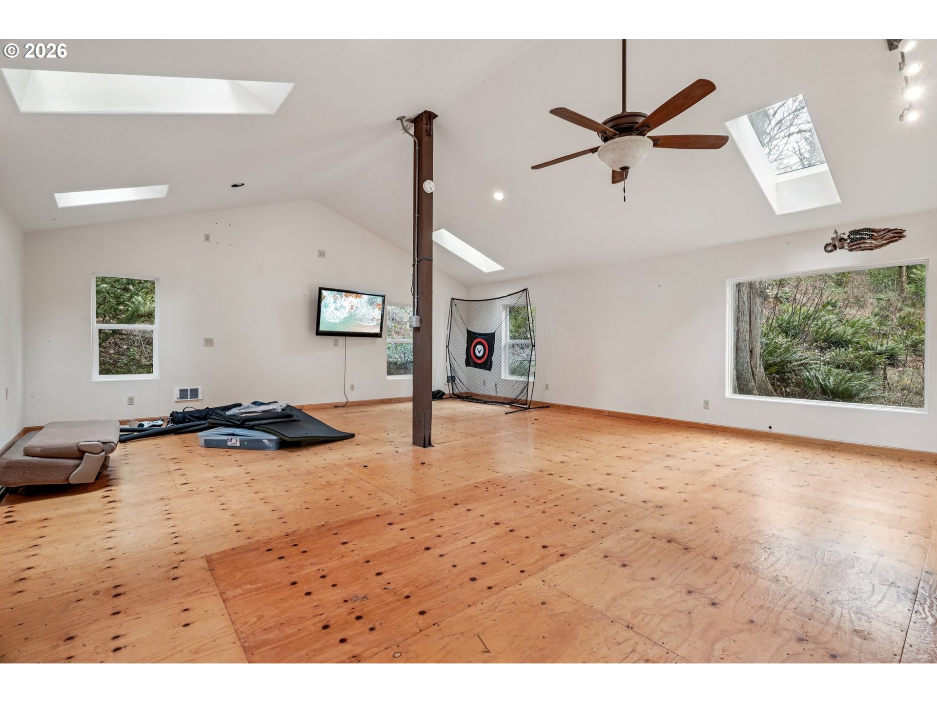 12692 WASHOUGAL RIVER RD, Washougal, WA, 98671