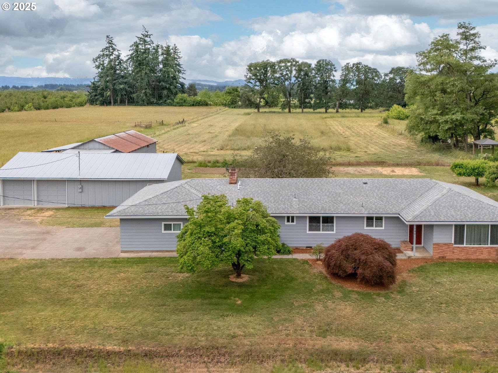 1540 SE MORGAN RD, Hillsboro, OR, 97123 1540 SE MORGAN RD, Hillsboro, OR, 97123