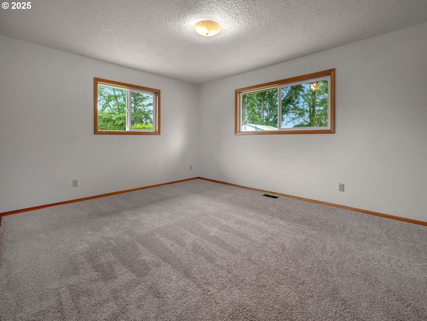 1540 SE MORGAN RD, Hillsboro, OR, 97123 1540 SE MORGAN RD, Hillsboro, OR, 97123