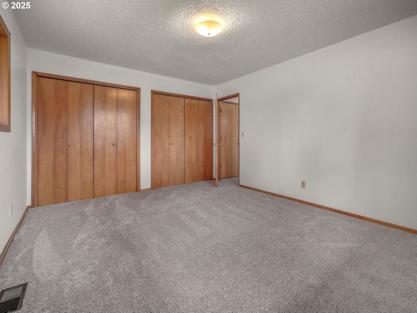 1540 SE MORGAN RD, Hillsboro, OR, 97123 1540 SE MORGAN RD, Hillsboro, OR, 97123