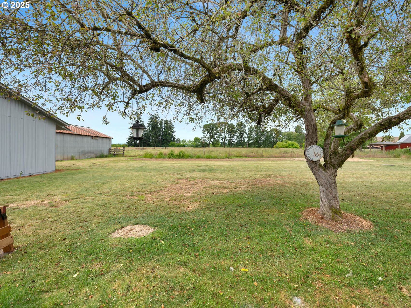 1540 SE MORGAN RD, Hillsboro, OR, 97123 1540 SE MORGAN RD, Hillsboro, OR, 97123