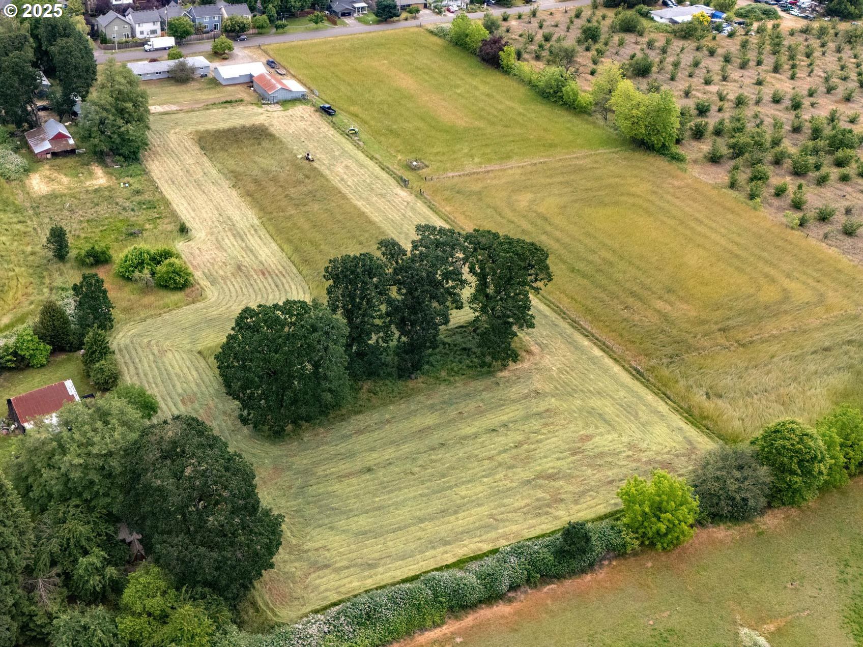 1540 SE MORGAN RD, Hillsboro, OR, 97123 1540 SE MORGAN RD, Hillsboro, OR, 97123